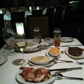Ruth's Chris Steak House - Steakhouses Near Me - Pasadena, California