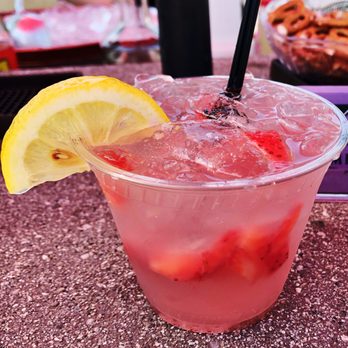 Lady Mixology - Pink ladies - Bartenders Near Me Lady Mixology - Pink ladies - Bartenders Near Me