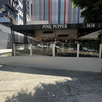 Pink Pepper - Outside - Thai Near Me - Los Angeles, California