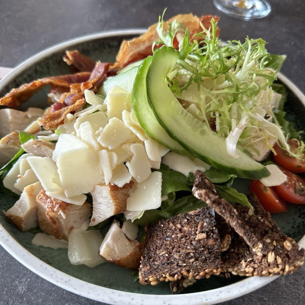 Wiener Cafehaus - Chicken Caesar salad - Cafes Near Me - Lübeck, SH Wiener Cafehaus - Chicken Caesar salad - Cafes Near Me - Lübeck, SH