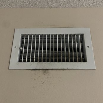 Island House Beach Resort - Vent in Master bedroom - Resorts Near Me - Sarasota, Florida Island House Beach Resort - Vent in Master bedroom - Resorts Near Me - Sarasota, Florida