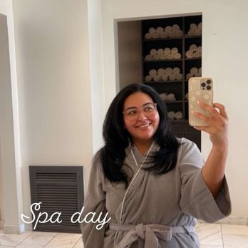 Fiori Spa - Women's locker room/bathroom - Day Spas Near Me - Houston, Texas Fiori Spa - Women's locker room/bathroom - Day Spas Near Me - Houston, Texas