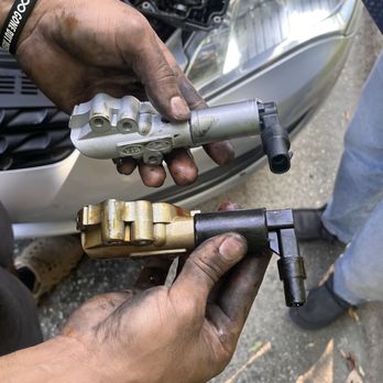 Roadrunners Rescue - VVT Seleniod replacement. Did you fail your car inspection? Contact us and we'll fix your problems. - Roadside Assistance Near Me Roadrunners Rescue - VVT Seleniod replacement. Did you fail your car inspection? Contact us and we'll fix your problems. - Roadside Assistance Near Me