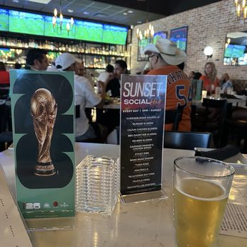 Federal American Grill - High top table with a view of the TVs - Burgers Near Me - Houston, Texas Federal American Grill - High top table with a view of the TVs - Burgers Near Me - Houston, Texas