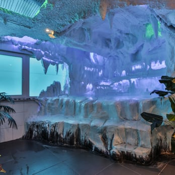 Lillith Club - Unsere beheizte Eisgrotte - Adult Entertainment Near Me - Puchheim, BY