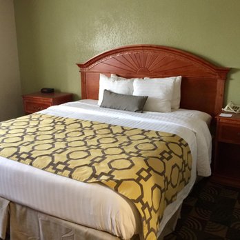 Baymont by Wyndham Tehachapi - Bed - Hotels Near Me - Tehachapi, California Baymont by Wyndham Tehachapi - Bed - Hotels Near Me - Tehachapi, California