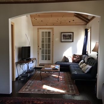 Idyllwild Vacation Cabins - Vacation Rental Agents Near Me - Idyllwild, California