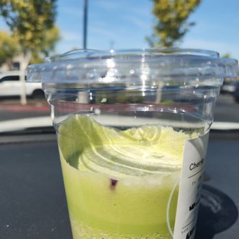 Rooftop Coffee Tea & Macarons - Ube matcha - Macarons Near Me - Roseville, California
