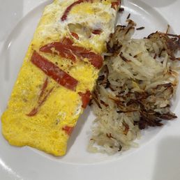 Goat cheese and red pepper omelette, hash browns