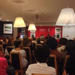 Feltrinelli - Presentazione libro Domenico Trischitta presso l'area Bistrot della Feltrinelli.