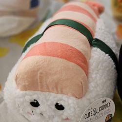 Five Below - Love sushi
