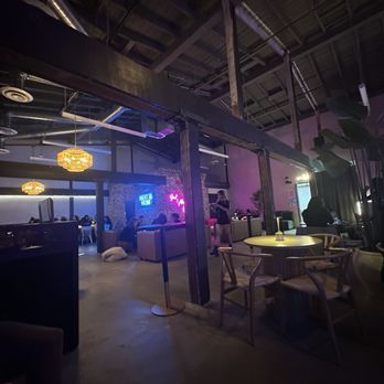 Neat & Noir - Inside - Cocktail Bars Near Me - Fresno, California