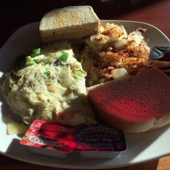 Marcus Grill - Vegetable egg white omelette with hash browns and rye toast - Polish Near Me - Shelby Township, Michigan Marcus Grill - Vegetable egg white omelette with hash browns and rye toast - Polish Near Me - Shelby Township, Michigan