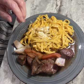Pablo’s A South American Taste - Lomo saltado fettucini - Latin American Near Me - Slidell, Louisiana Pablo’s A South American Taste - Lomo saltado fettucini - Latin American Near Me - Slidell, Louisiana