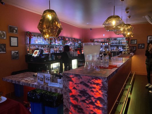Lion's Den Lounge and Bar by null