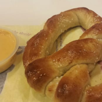 Wetzel's Pretzels - Pretzel w/ Jalapeño Cheese Dip - Pretzels Near Me - San Francisco, California