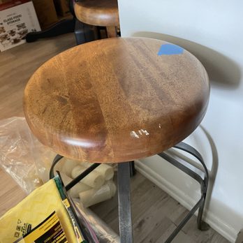  Urbanspaces moving - Bar stool they dropped when we were told all or furniture would be wrapped and padded. This was neither. - Movers Near Me