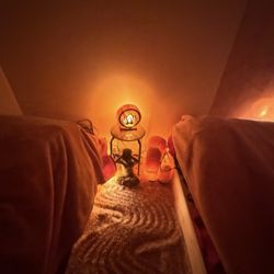 Vada Wellness - Salt room felt so good in my feet and the hydro heated mats were amazing this was such a relaxing room
