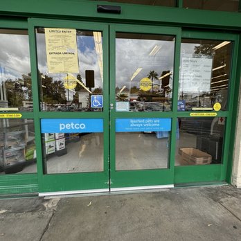 Petco - Front - Pet Stores Near Me - Northridge, California Petco - Front - Pet Stores Near Me - Northridge, California