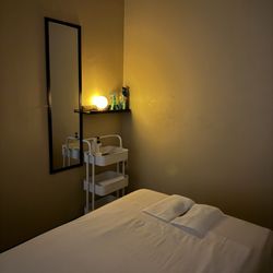 Tao Spa Healing Massage - Staff is so nice. Was my first time will be coming back