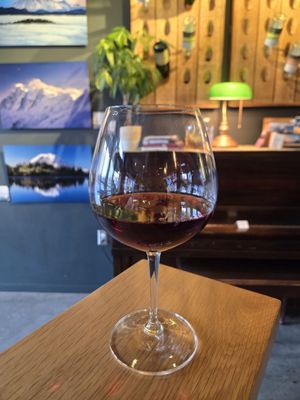 Footprint Wine Tap by null