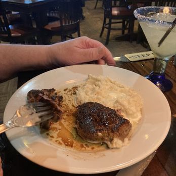 LongHorn Steakhouse - Flo's Filet Flo's Filet Flo's Filet Flo's Filet - Steakhouses Near Me - Nashville, Tennessee LongHorn Steakhouse - Flo's Filet Flo's Filet Flo's Filet Flo's Filet - Steakhouses Near Me - Nashville, Tennessee