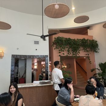 The Peach - Main area - Breakfast & Brunch Near Me - Oakland, California The Peach - Main area - Breakfast & Brunch Near Me - Oakland, California