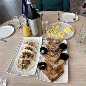 Mission Beach House - Breakfast & Brunch Near Me - Revere, Massachusetts
