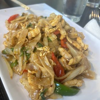 Sea Thai - Pad See Ew - Thai Near Me - Omaha, Nebraska