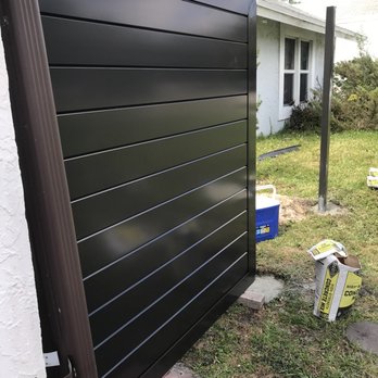 Raffa Group - Putting gate up - Fences & Gates Near Me Raffa Group - Putting gate up - Fences & Gates Near Me