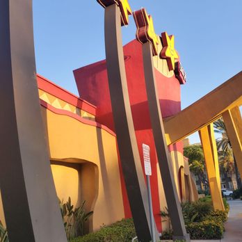 CARL’S JR - Updated October 2025 - 134 Photos & 113 Reviews - 2025 E ...