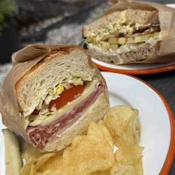 Sixby - Cafes Near Me - Savannah, Georgia