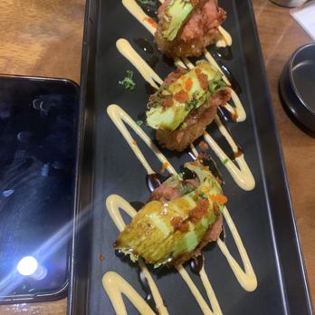 Hoshi Sushi - spicy Crispy Spicy Tuna - Sushi Bars Near Me - Fullerton, California