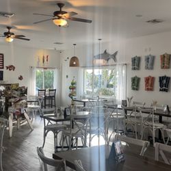 Long Key Bar and Grill