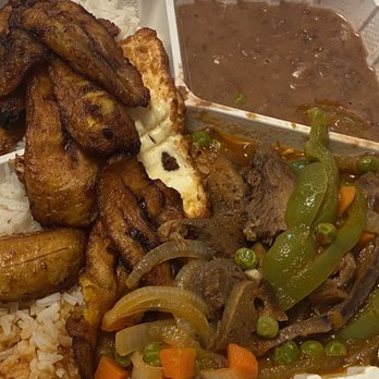 Al Fin - Lengua en Salsa Roja with Rice and Beans Combo Plate - Latin American Near Me - Daly City, California