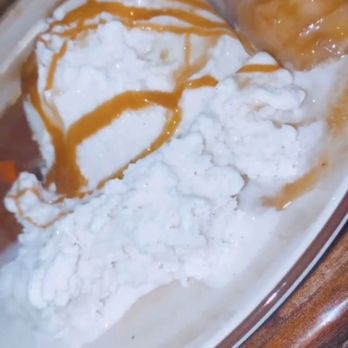 Espana Mediterranean Cuisine - a plate of food with ice cream and caramel sauce - Jazz & Blues Near Me - McAllen, Texas Espana Mediterranean Cuisine - a plate of food with ice cream and caramel sauce - Jazz & Blues Near Me - McAllen, Texas