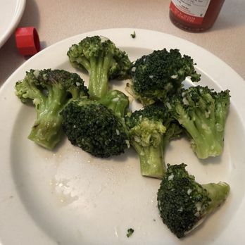 Mitchell's On Main - Garlic broccoli, it was delicious - Breakfast & Brunch Near Me - Cromwell, Connecticut