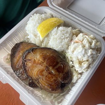 New Town Cafe - Teriyaki butterfish - Cafes Near Me - Aiea, Hawaii