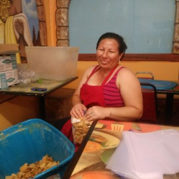 Supermercado Jalisco - Rosie makes the best street tacos. $1.25 each. - Grocery Near Me - Groveland, Florida Supermercado Jalisco - Rosie makes the best street tacos. $1.25 each. - Grocery Near Me - Groveland, Florida