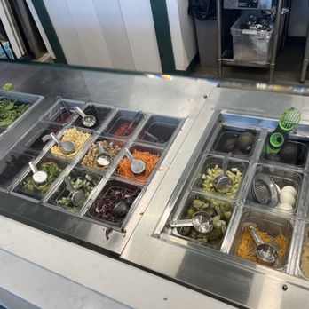 Greens Salad - Salad Near Me - Cleveland, Ohio