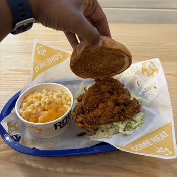 Royals Hot Chicken - Chicken Sandwich with Mac and Macaroni & Cheese - American Near Me - Louisville, Kentucky