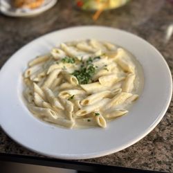 J Anthony's Italian Grill - Penne Alfredo- amazing