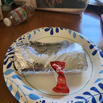 Del Taco - my "giant" Macho Combo Burrito compared to the tiny hot sauce pack its pathetic! - Mexican Near Me - Sacramento, California Del Taco - my "giant" Macho Combo Burrito compared to the tiny hot sauce pack its pathetic! - Mexican Near Me - Sacramento, California