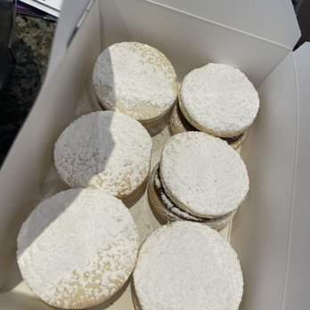 Seatango Foods - Alfajores-Argentine cookies with thick caramel. - Empanadas Near Me - Seattle, Washington Seatango Foods - Alfajores-Argentine cookies with thick caramel. - Empanadas Near Me - Seattle, Washington
