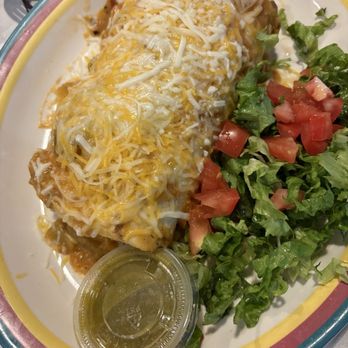 La Zenita - Chicken burrito with green sauce - Mexican Near Me - Albuquerque, New Mexico