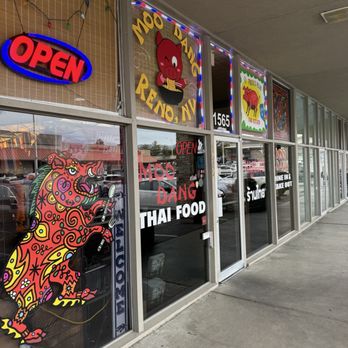 Moo Dang - Outside storefront - Thai Near Me - Reno, Nevada