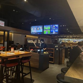 Doc B's Restaurant + Bar - New American Near Me - Chicago, Illinois