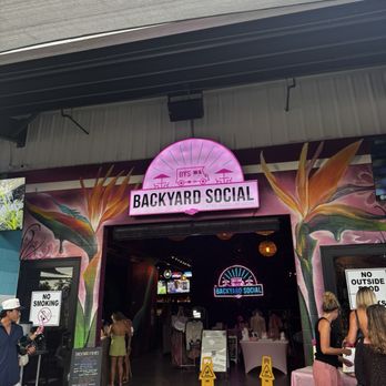 Backyard Social - Food Trucks Near Me - Fort Myers, Florida