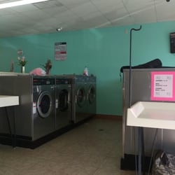 Washing Wells Laundry - Nice machines with lots of choices for capacity. From single loads up to five loads all in one wash.