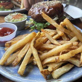 Pinch Kitchen - Impossible Vegan Burger - New American Near Me - Miami, Florida Pinch Kitchen - Impossible Vegan Burger - New American Near Me - Miami, Florida
